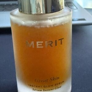 Merit Great Skin Instant Glow Serum - Gold